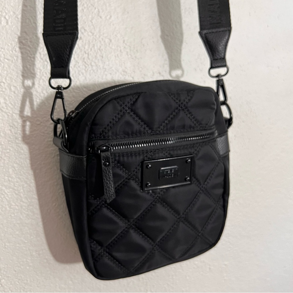 Nwot Steve Madden Black Nylon Zip Mini Small Crossbody Bag